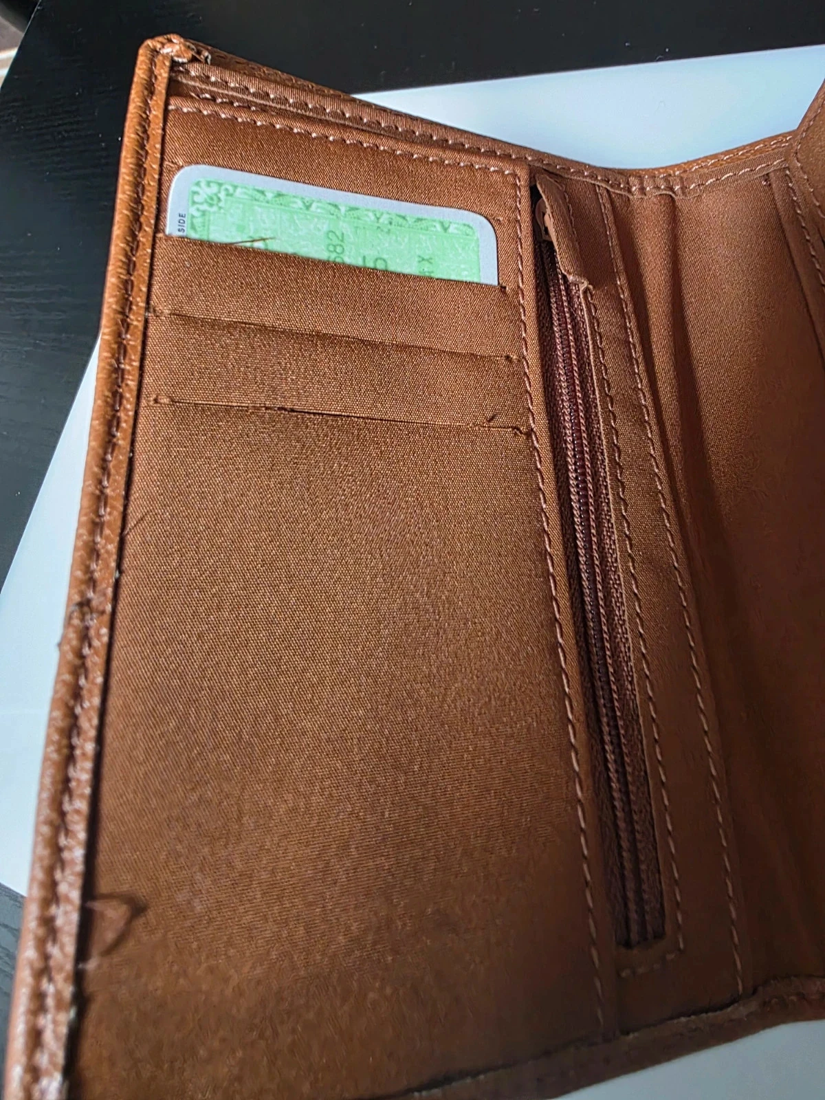 Laurence C Wallet - Whisky color – photo 6